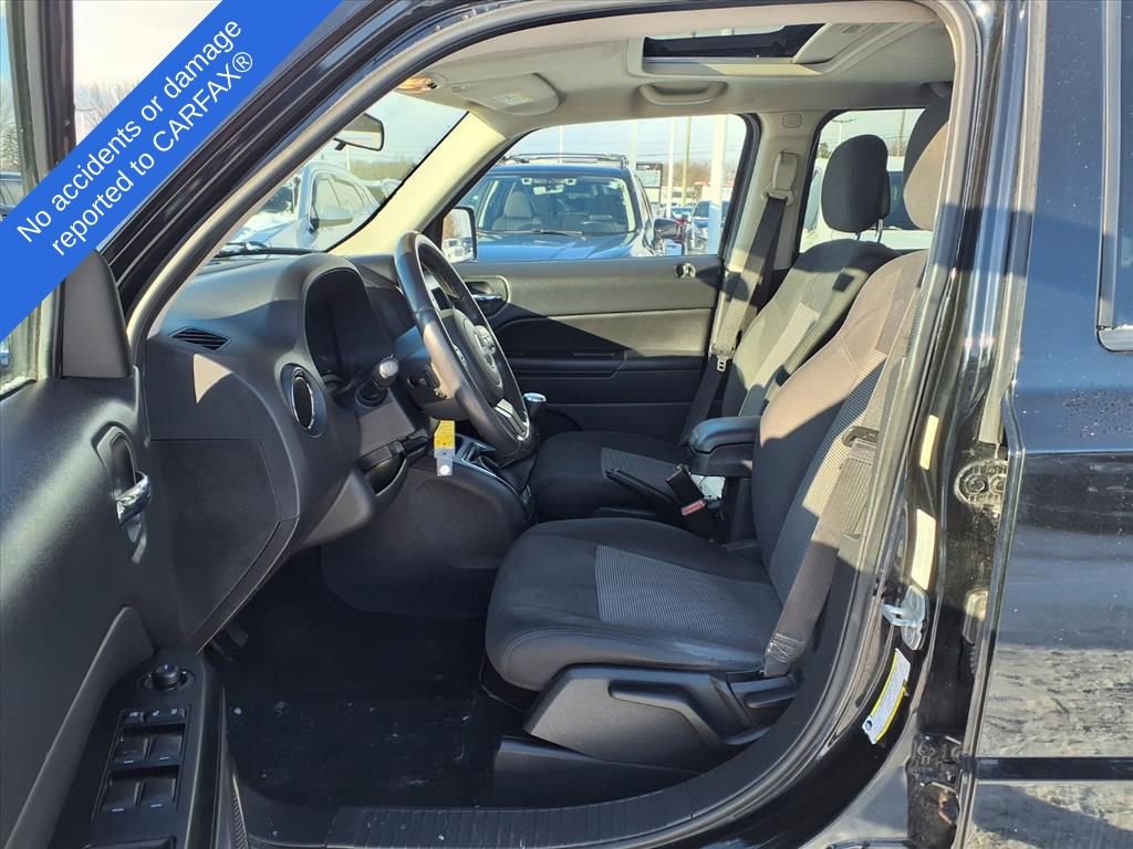 Thumbnail: 2012 Jeep Patriot - 17