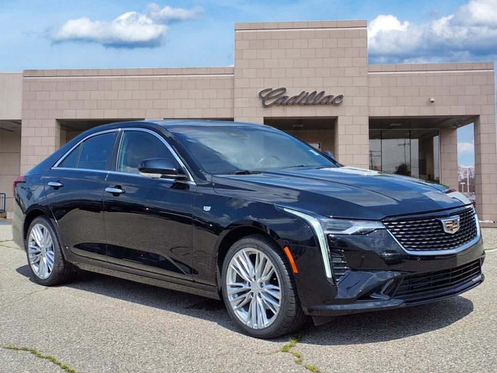 Thumbnail: 2023 Cadillac CT4 - 3