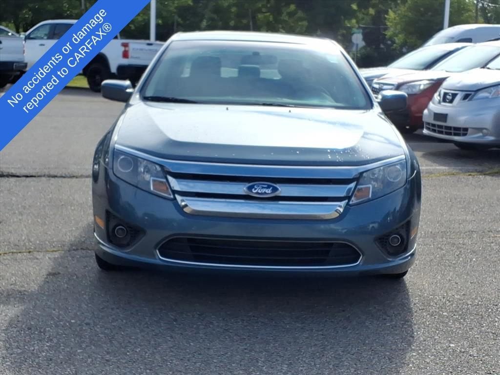 Thumbnail: 2011 Ford Fusion - 2