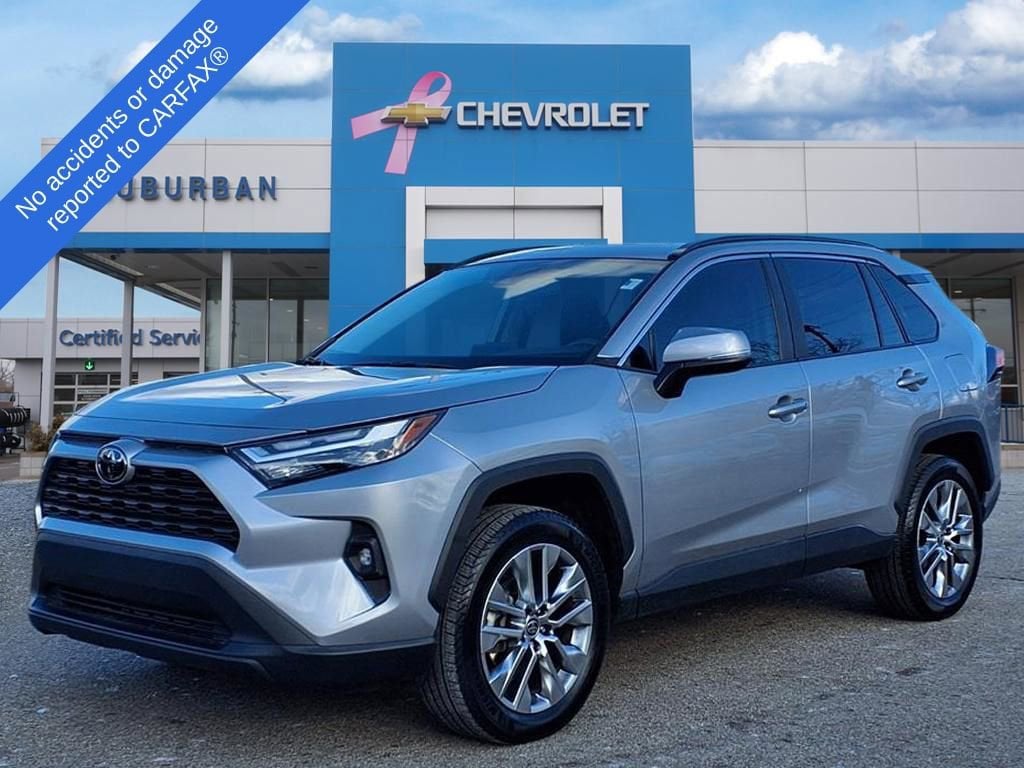 2022 Toyota RAV4 XLE Premium's photo
