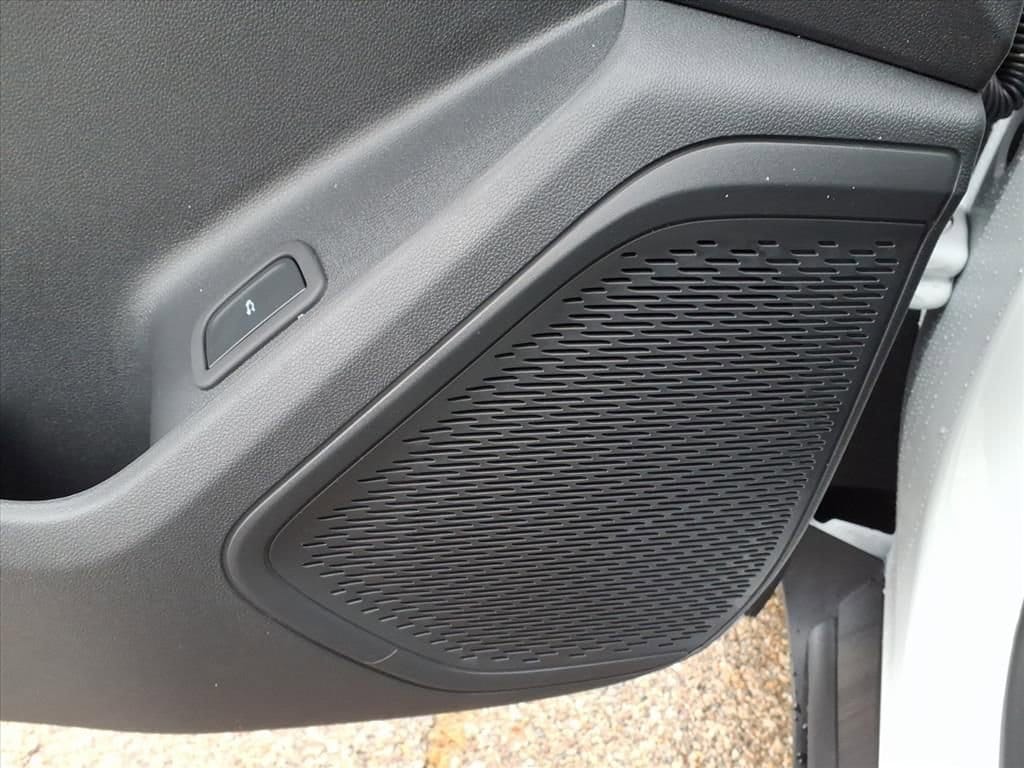 Thumbnail: 2026 Chevrolet Traverse - 13