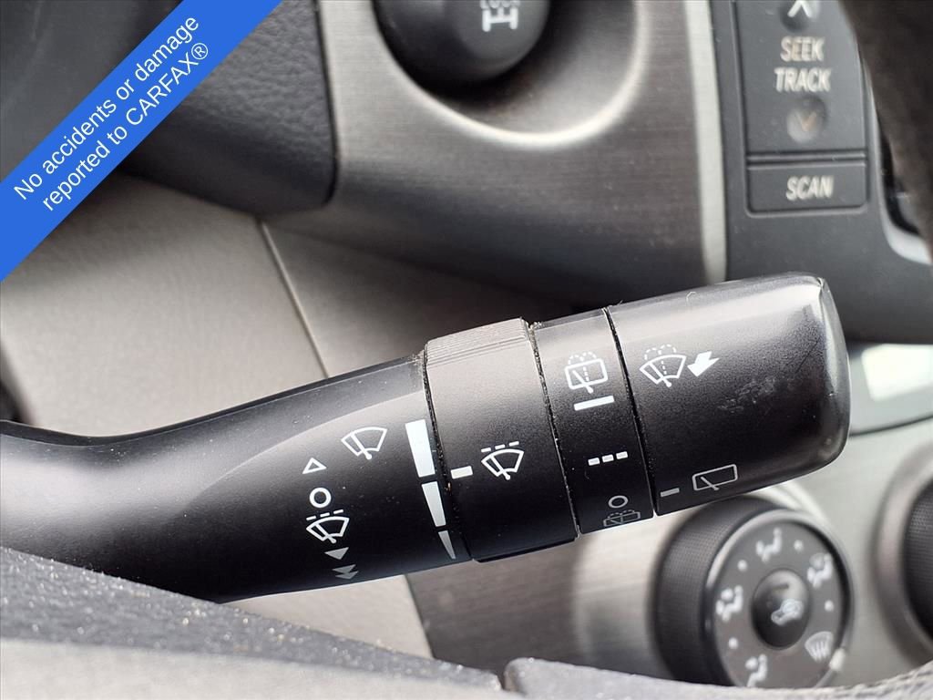 Thumbnail: 2010 Toyota RAV4 - 23