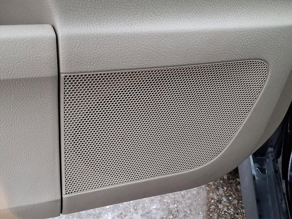 Thumbnail: 2004 Lexus RX - 16