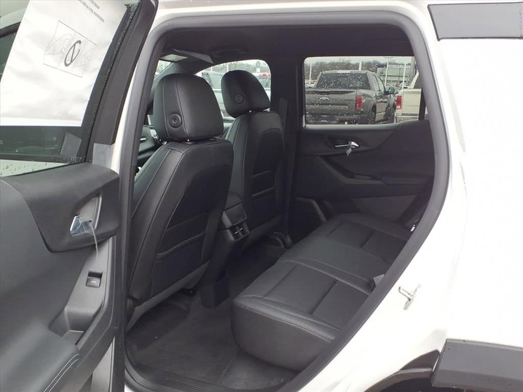 Thumbnail: 2026 Chevrolet Equinox - 9