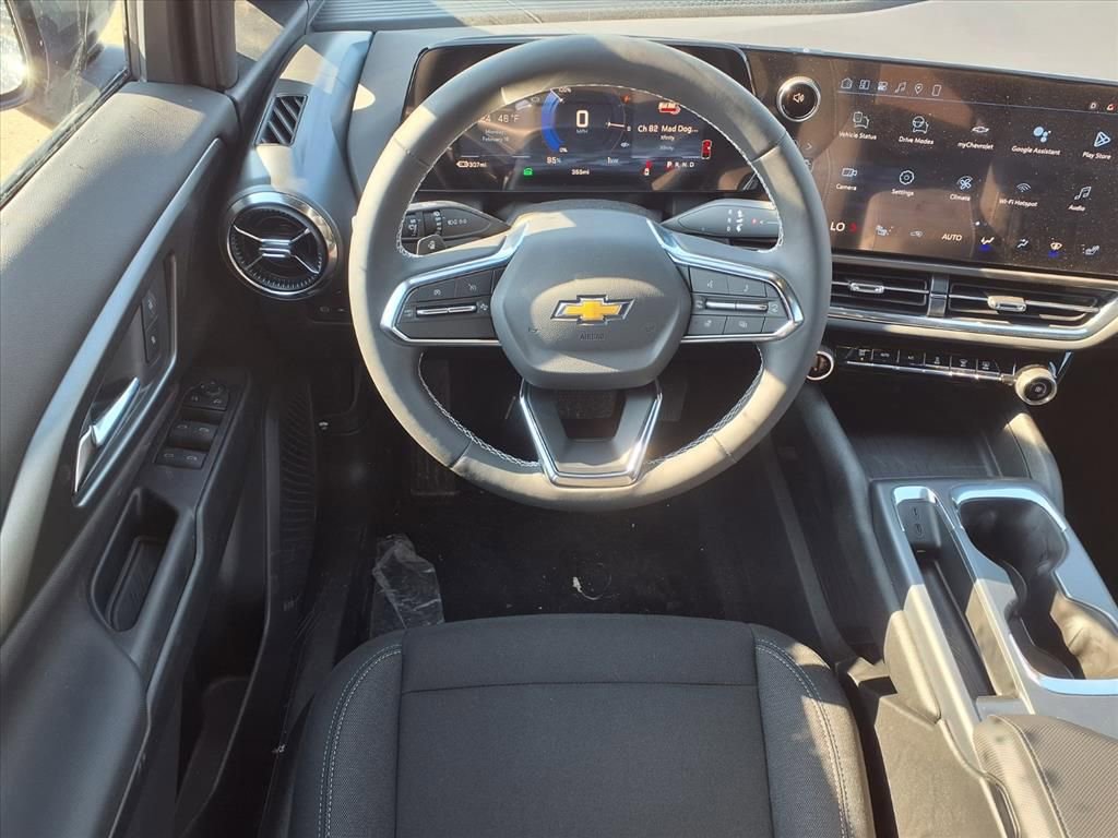 Thumbnail: 2026 Chevrolet Equinox - 11