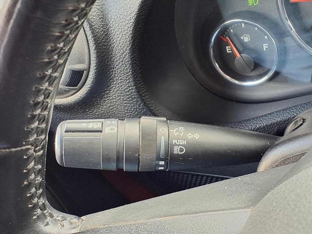 Thumbnail: 2011 Jeep Wrangler - 19