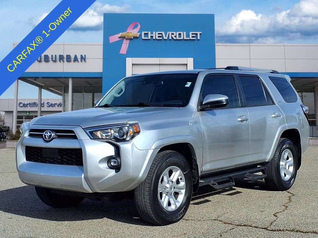2022 Toyota 4Runner SR5's photo