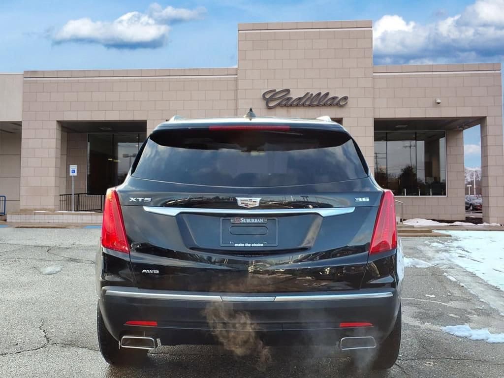 Thumbnail: 2019 Cadillac XT5 - 6