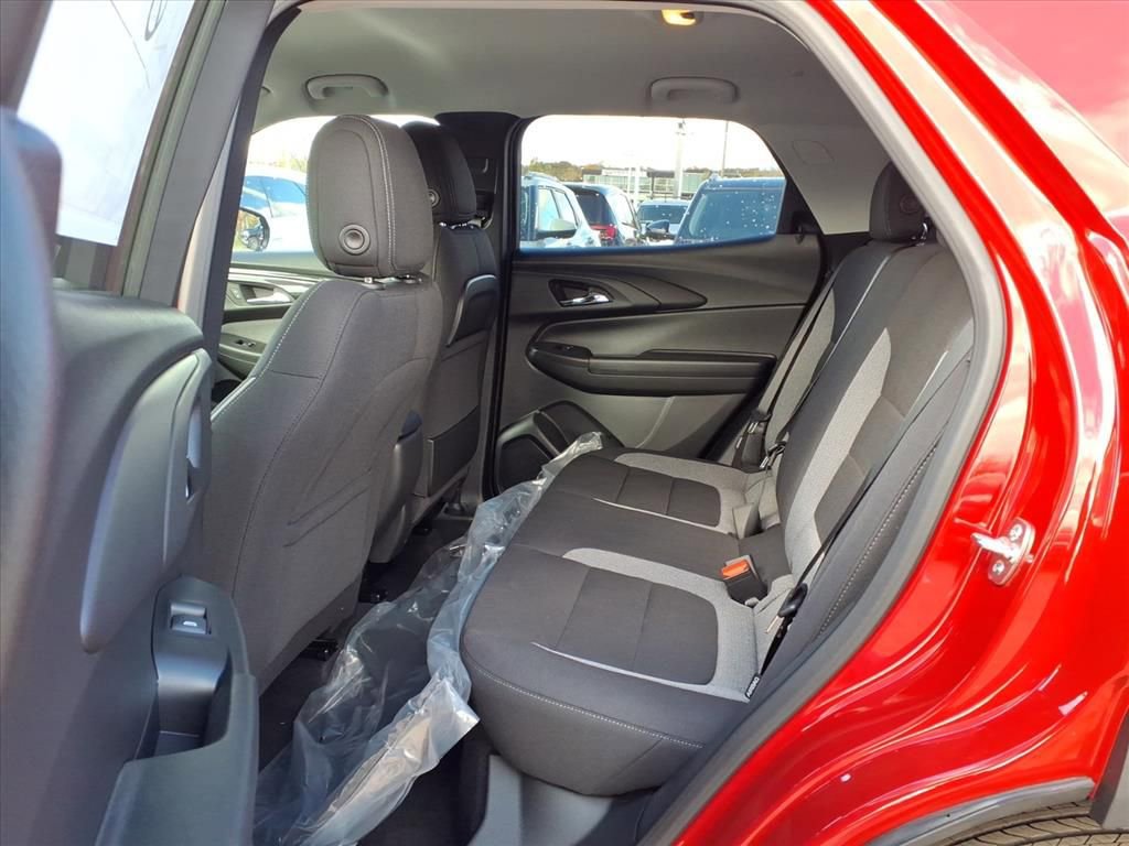 Thumbnail: 2026 Chevrolet TrailBlazer - 10