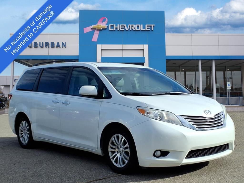 Used 2016 Toyota Sienna XLE Van