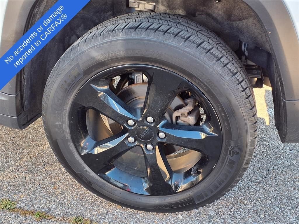 Thumbnail: 2022 Jeep Grand Cherokee - 9