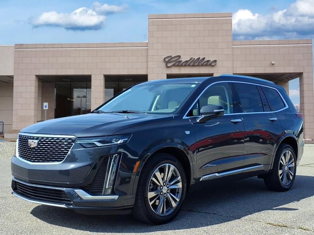 2022 Cadillac XT6