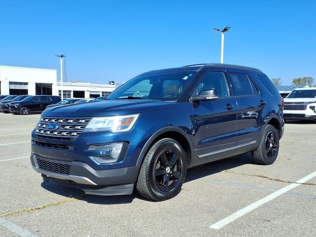 2016 Ford Explorer XLT -
                  Ann Arbor, MI