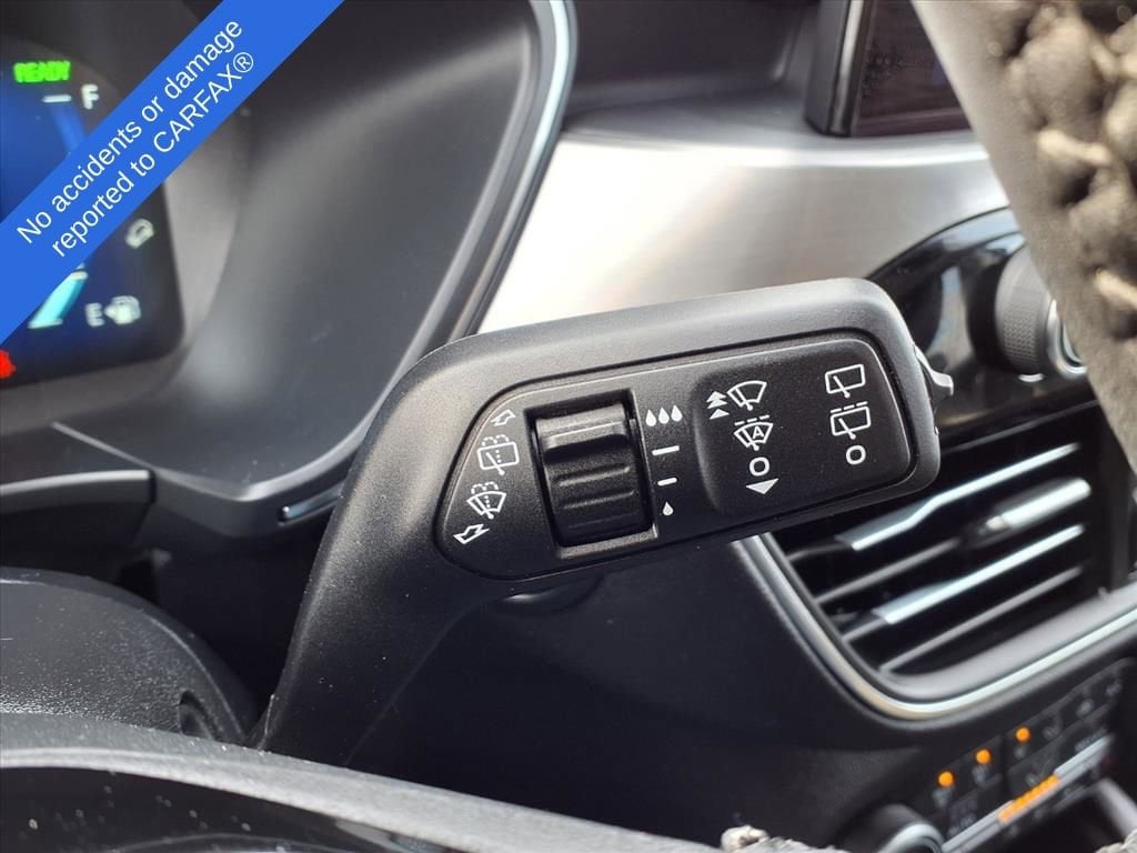 Thumbnail: 2022 Ford Escape - 20