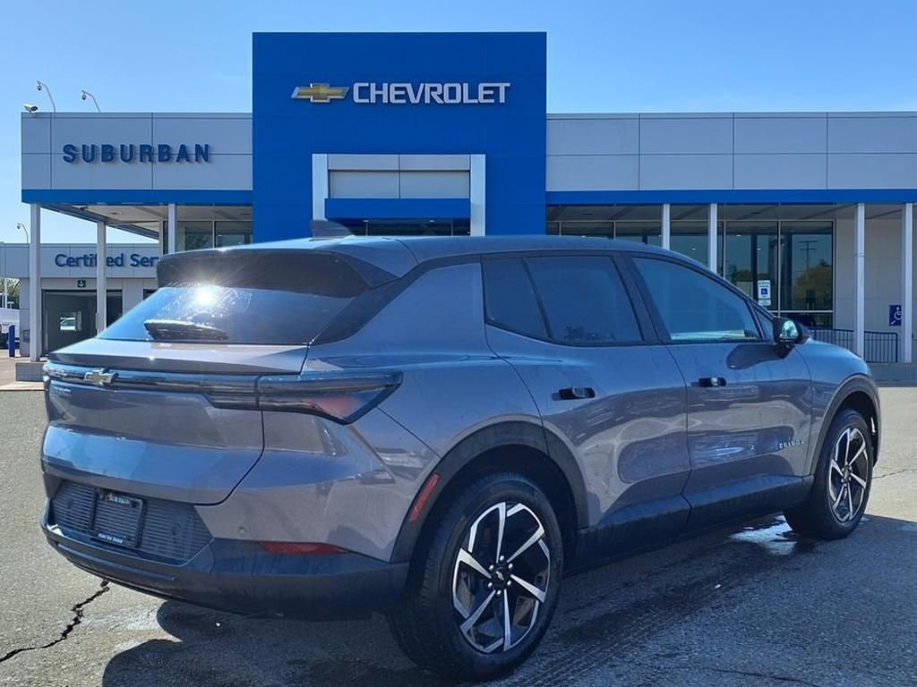 Thumbnail: 2026 Chevrolet Equinox - 4