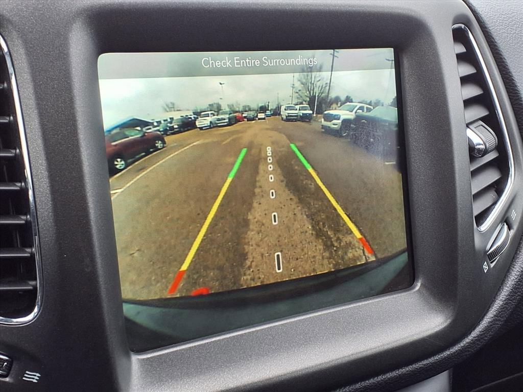 Thumbnail: 2019 Jeep Compass - 24