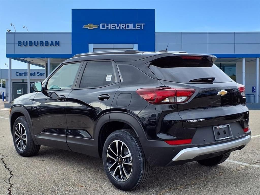 Thumbnail: 2026 Chevrolet TrailBlazer - 6
