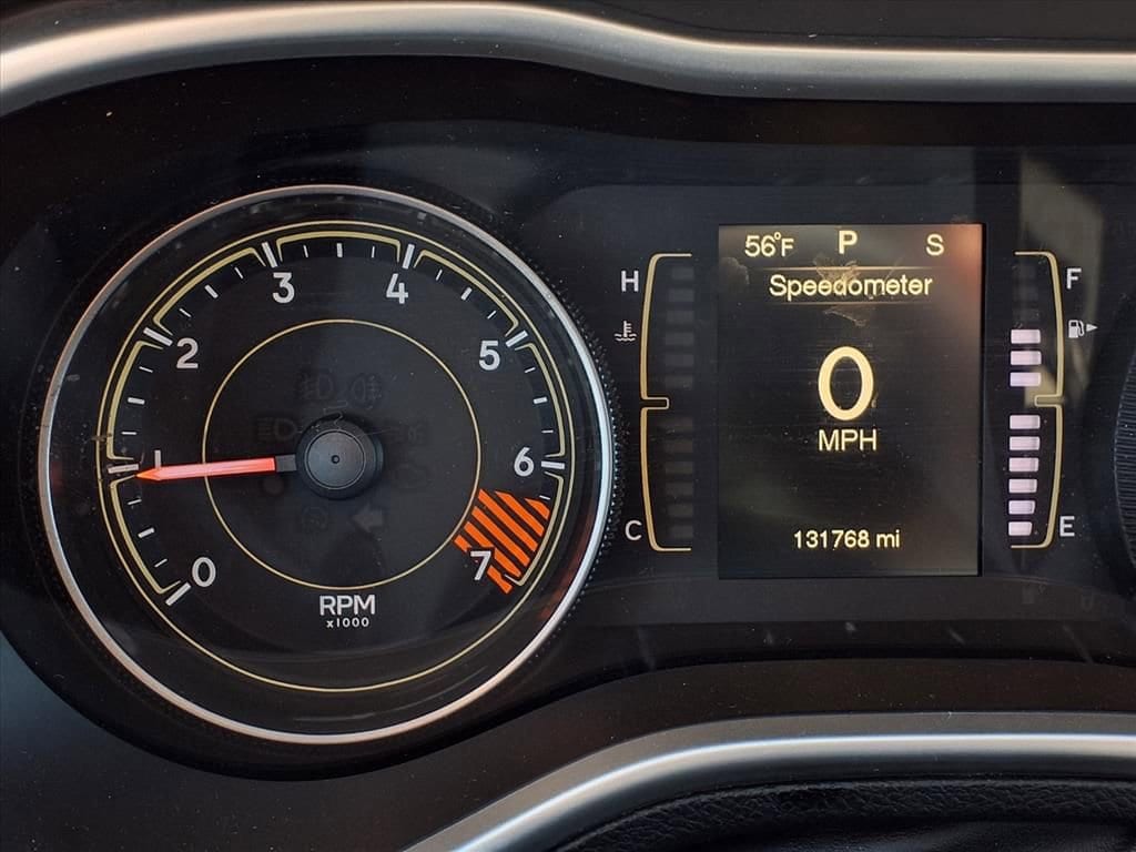 Thumbnail: 2014 Jeep Cherokee - 19