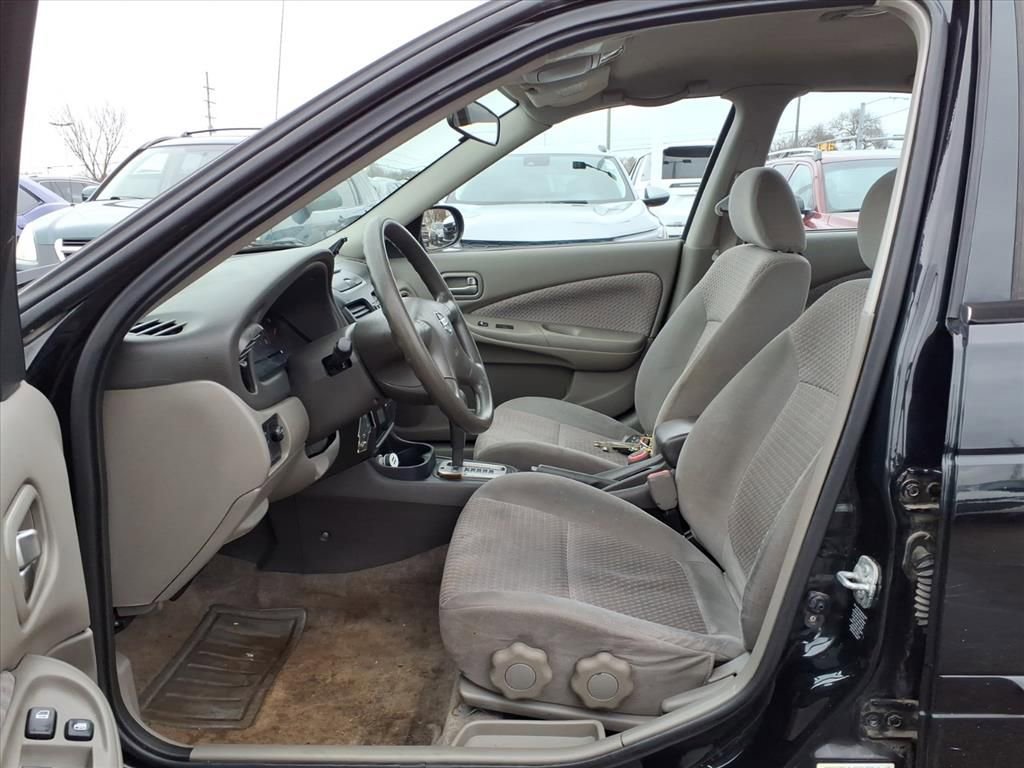 Thumbnail: 2005 Nissan Sentra - 15