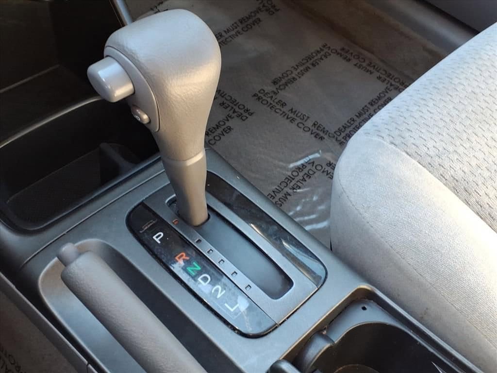 Thumbnail: 2004 Toyota Camry - 21