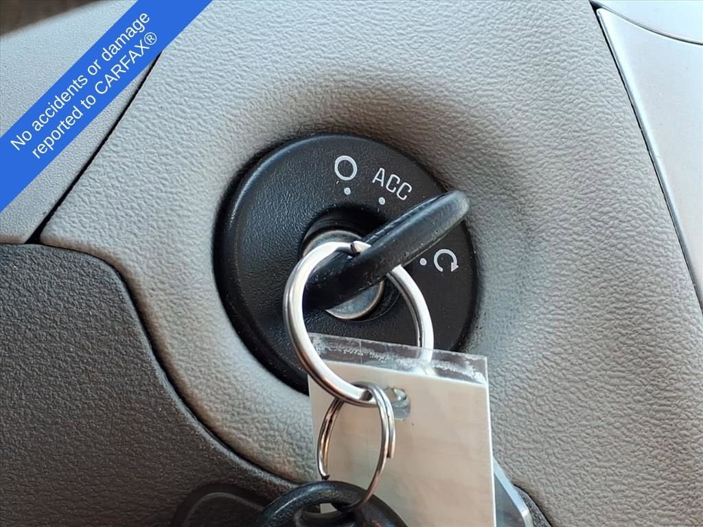 Thumbnail: 2012 Chevrolet Malibu - 23