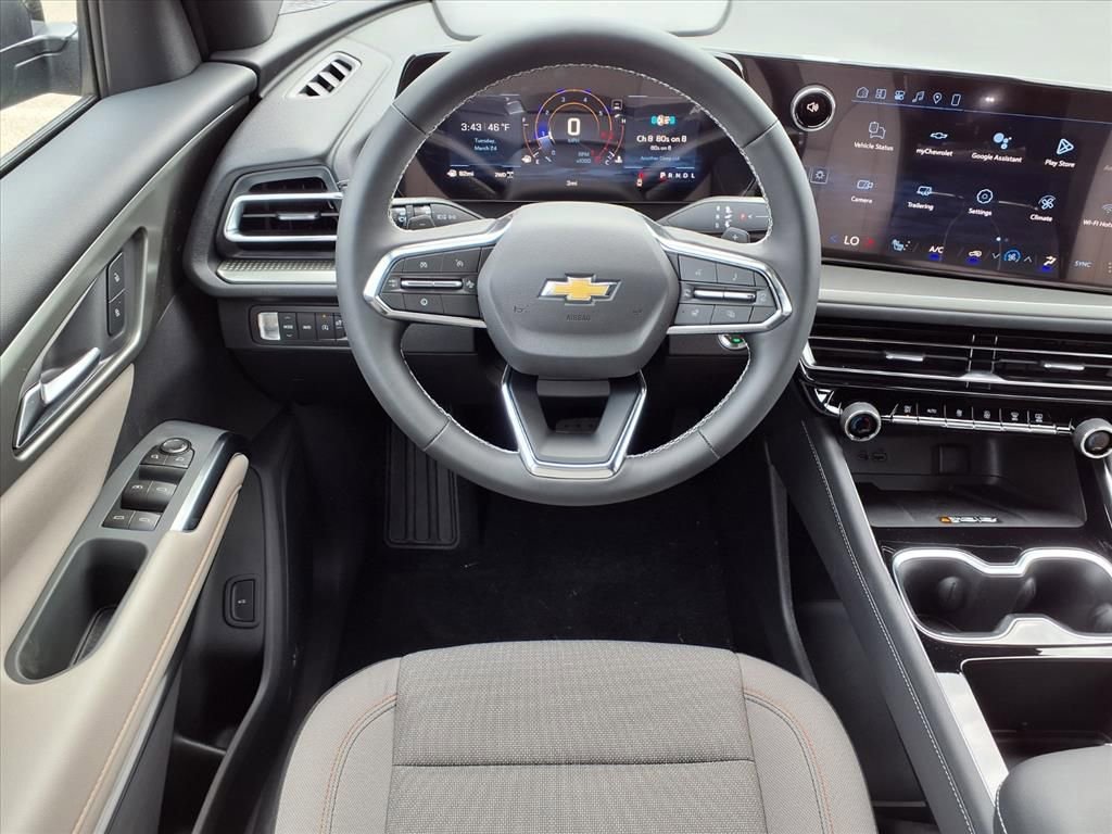 Thumbnail: 2026 Chevrolet Traverse - 10