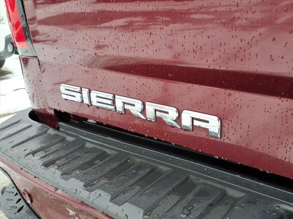 Thumbnail: 2015 GMC Sierra 1500 - 9