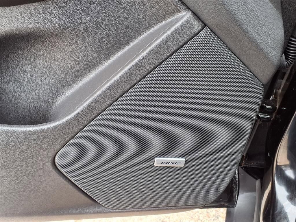 Thumbnail: 2024 Cadillac XT5 - 16