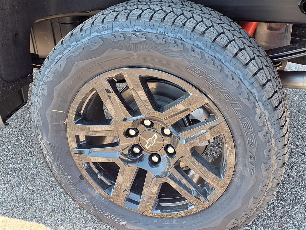 Thumbnail: 2026 Chevrolet Silverado 1500 - 7
