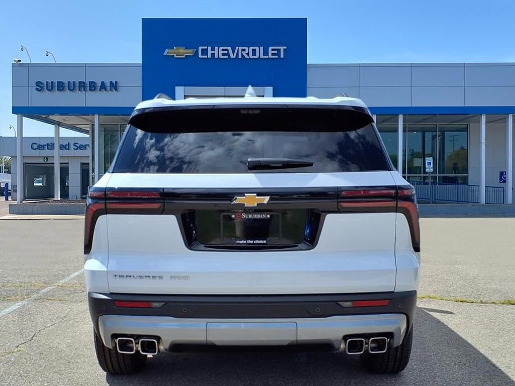 Thumbnail: 2026 Chevrolet Traverse - 5