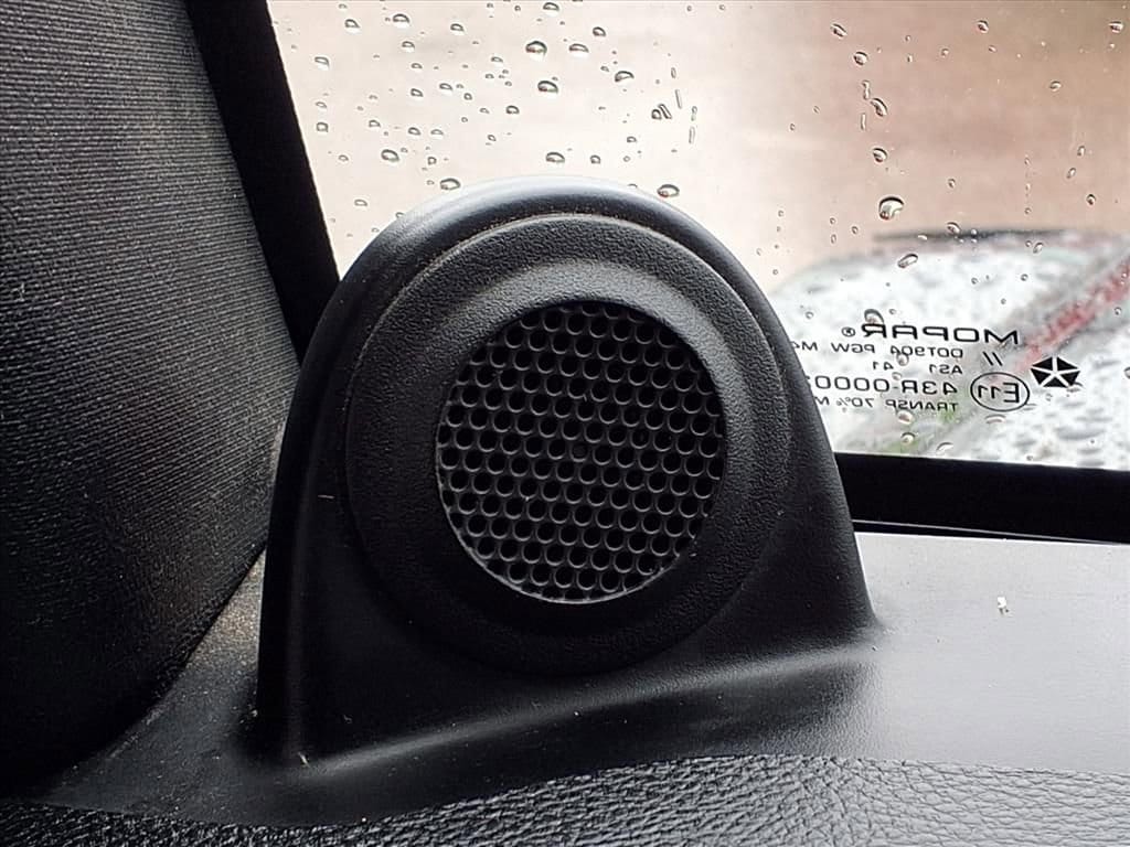 Thumbnail: 2013 Jeep Wrangler - 20
