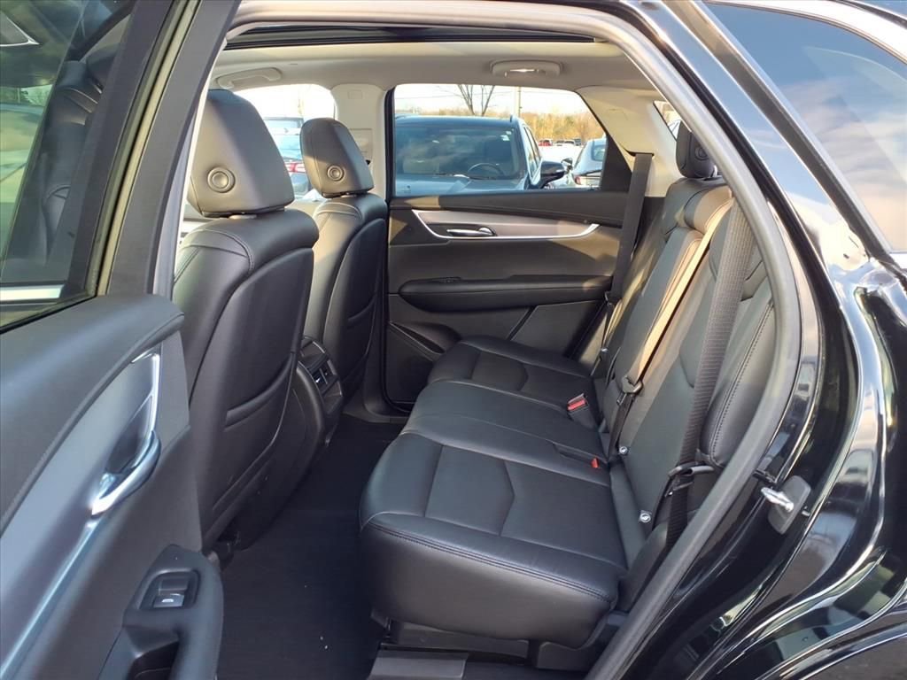 Thumbnail: 2019 Cadillac XT5 - 11