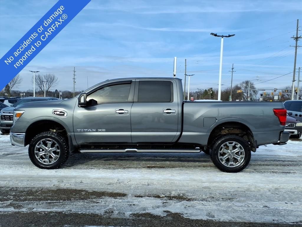 Thumbnail: 2018 Nissan Titan - 8