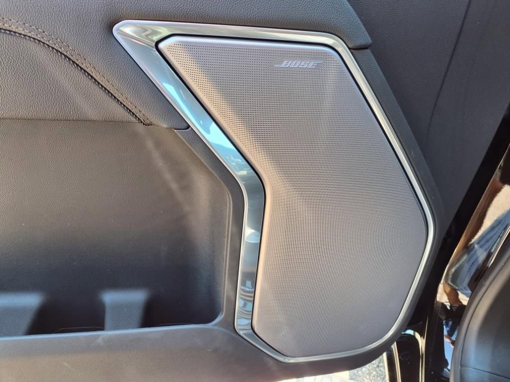 Thumbnail: 2026 Chevrolet Silverado 1500 - 12