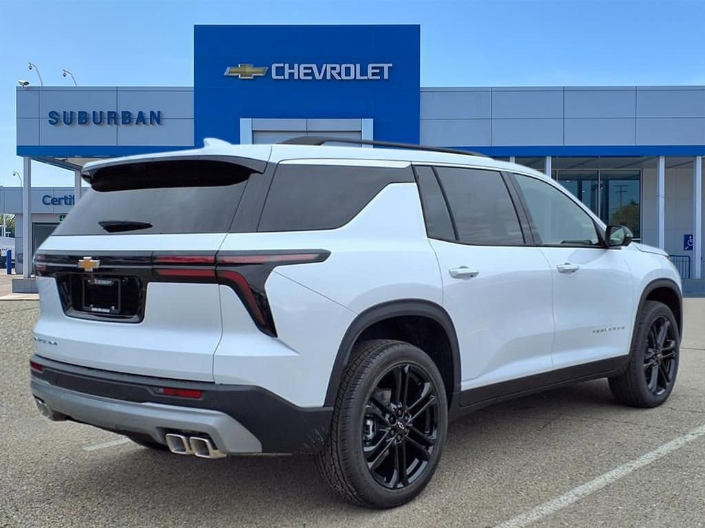 Thumbnail: 2026 Chevrolet Traverse - 4