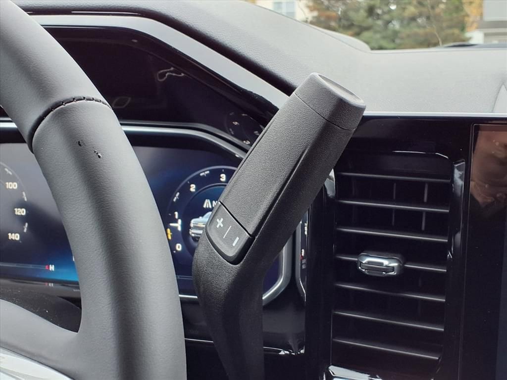 Thumbnail: 2026 Chevrolet Silverado 1500 - 17