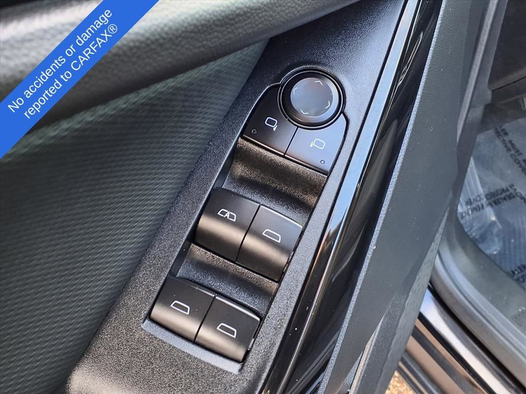 Thumbnail: 2025 Chevrolet Equinox - 15