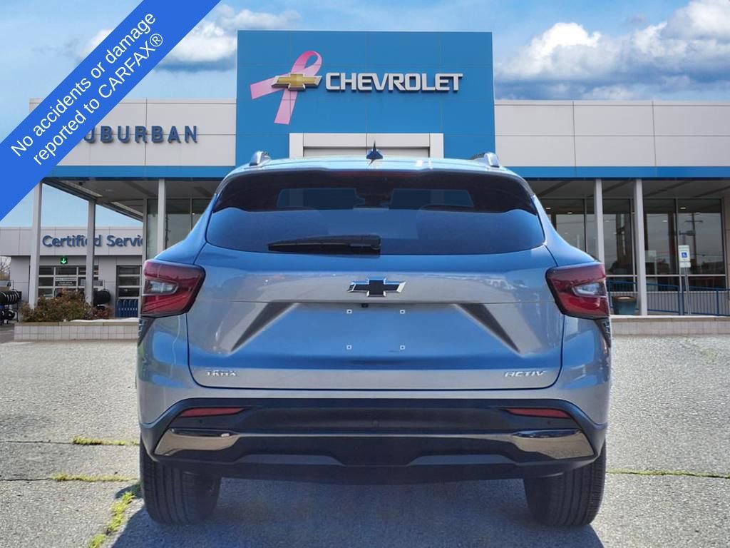 Thumbnail: 2024 Chevrolet Trax - 7