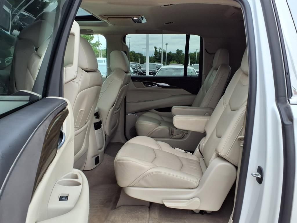 Thumbnail: 2018 Cadillac Escalade - 12