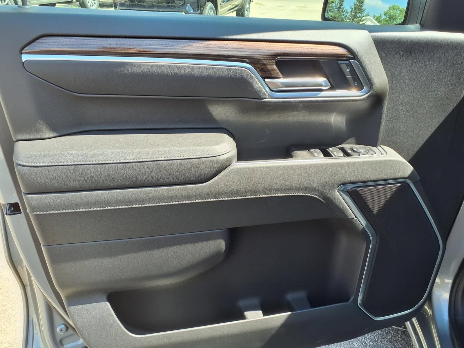 2026 Chevrolet Silverado 1500 LT - Photo 11
