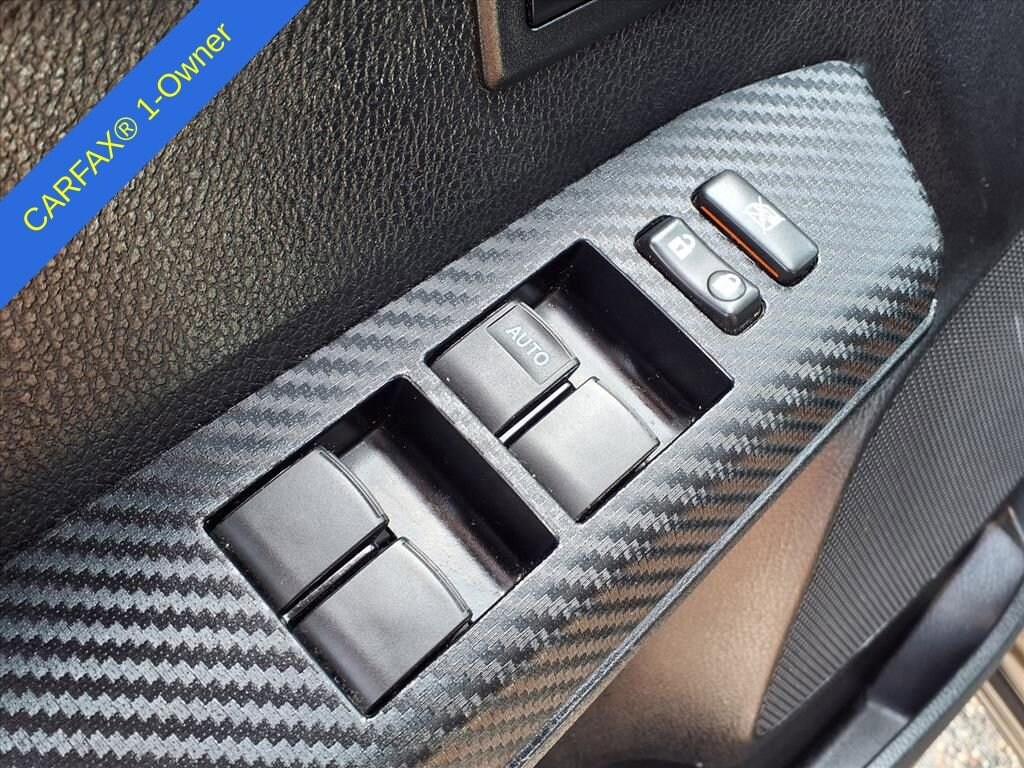 Thumbnail: 2014 Toyota RAV4 - 17