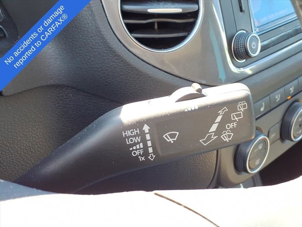 Thumbnail: 2016 Volkswagen Tiguan - 23