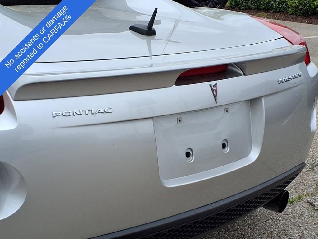 Thumbnail: 2009 Pontiac Solstice - 13