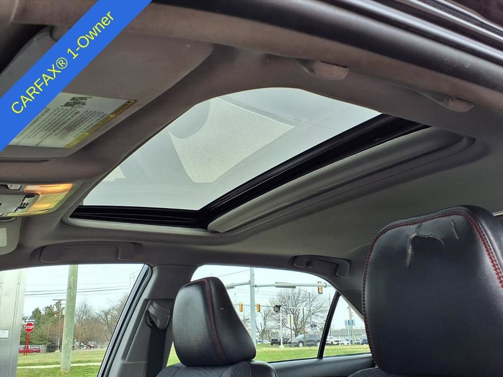 Thumbnail: 2015 Toyota Camry - 18