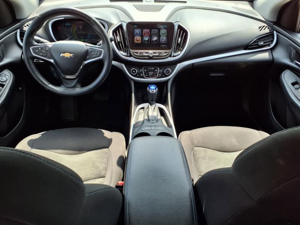 Thumbnail: 2017 Chevrolet Volt - 13
