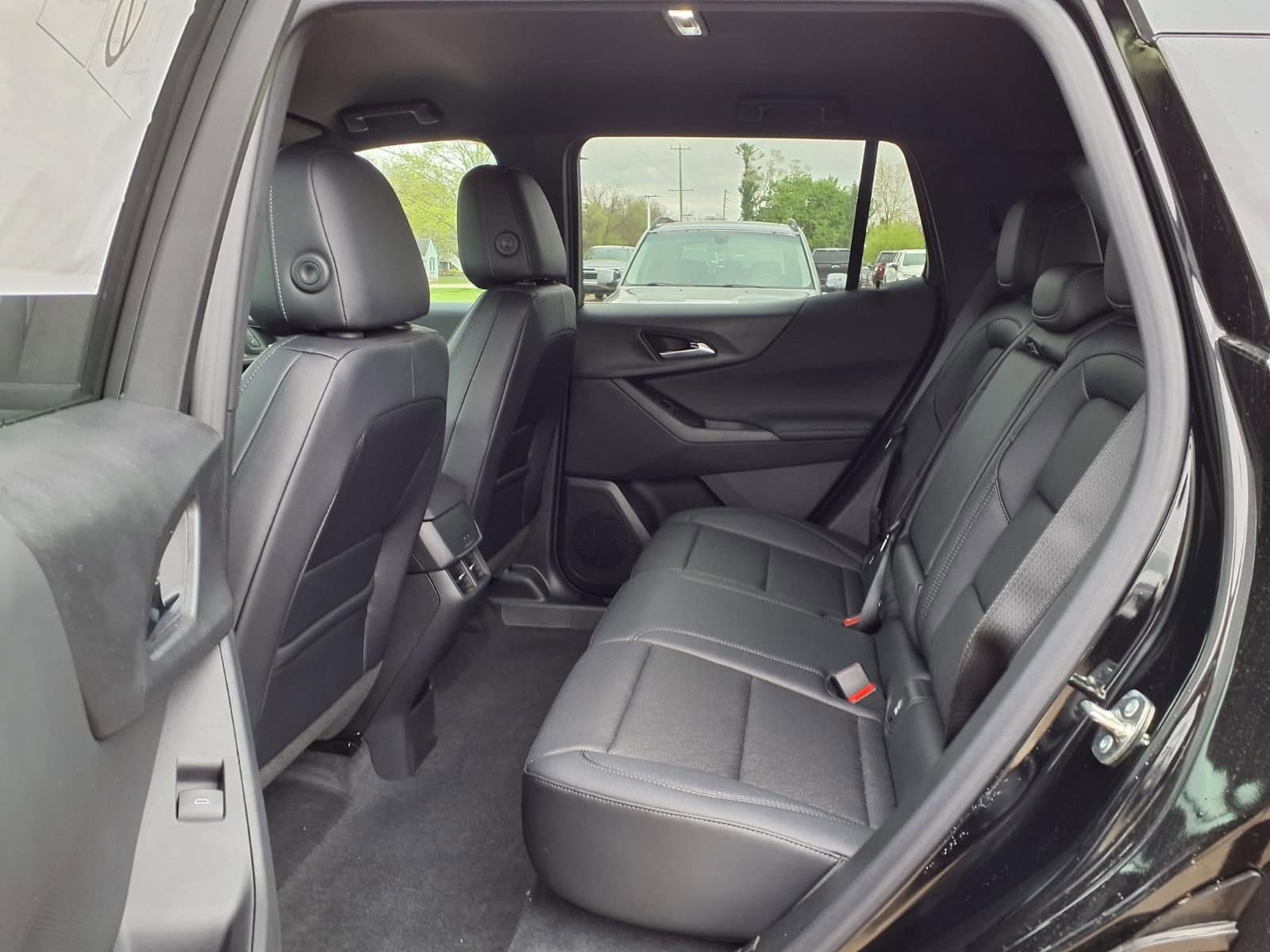 Thumbnail: 2026 Chevrolet Equinox - 9