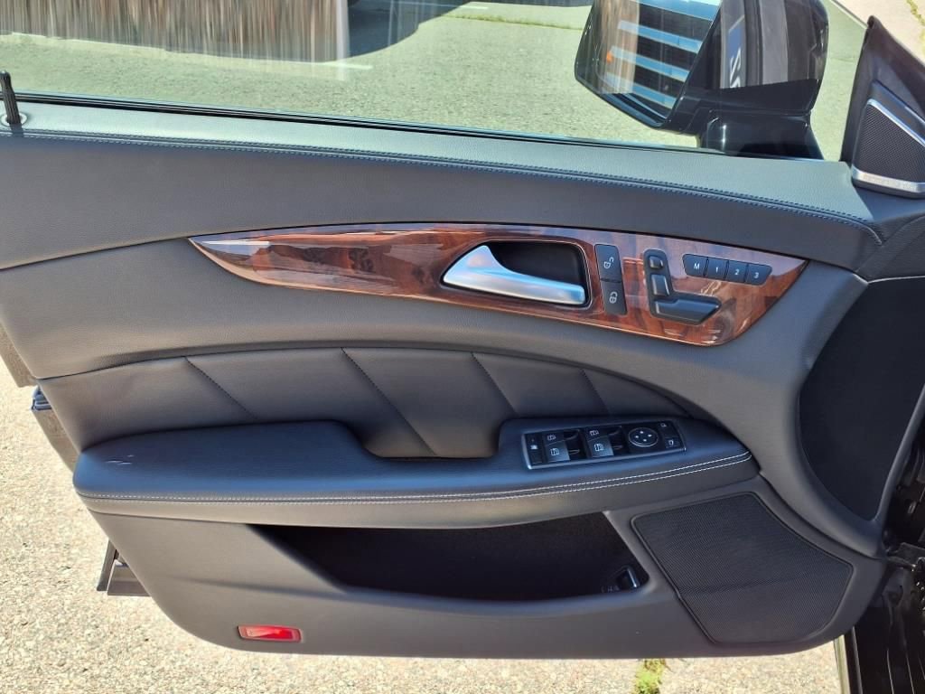 Thumbnail: 2014 Mercedes-Benz CLS - 14