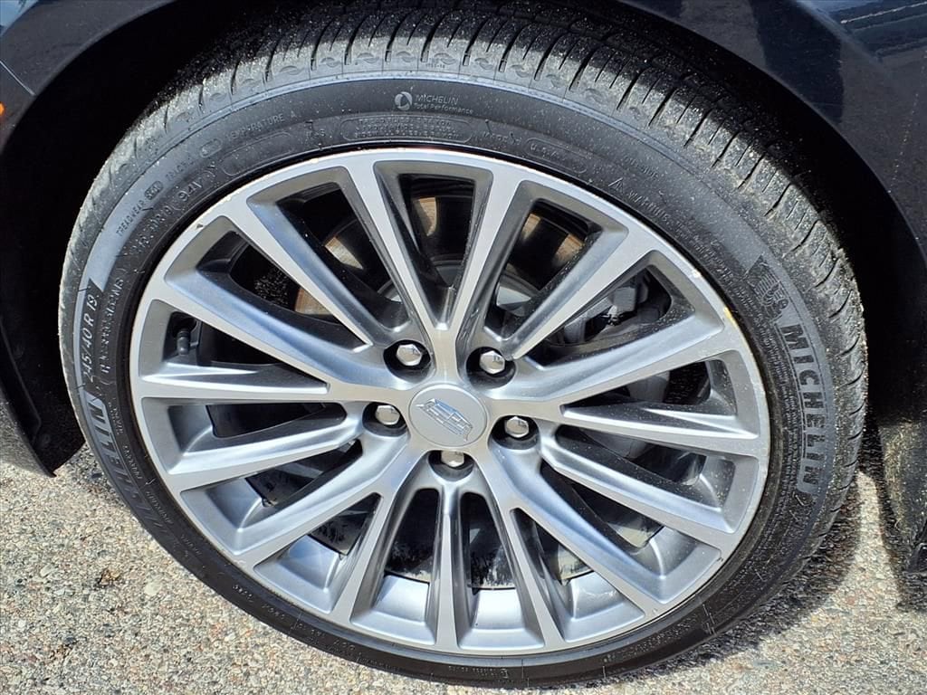 Thumbnail: 2024 Cadillac CT5 - 9