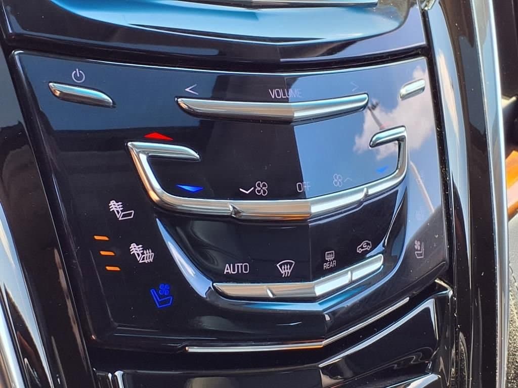 Thumbnail: 2016 Cadillac Escalade - 29