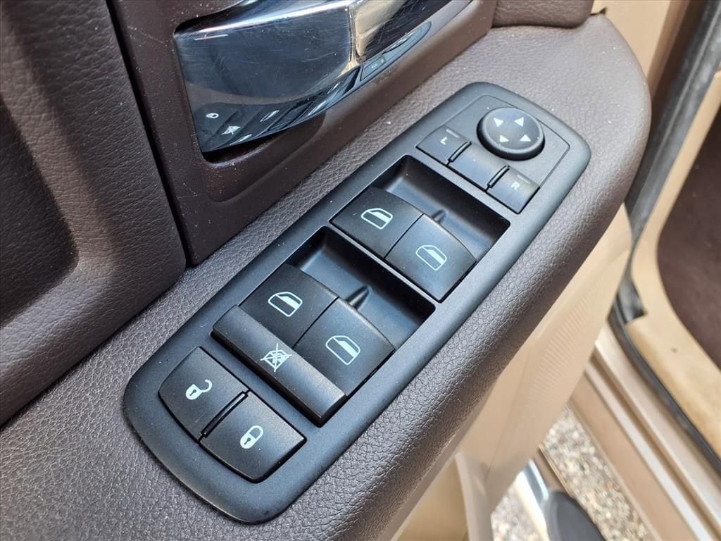 Thumbnail: 2010 Dodge Ram 1500 - 17